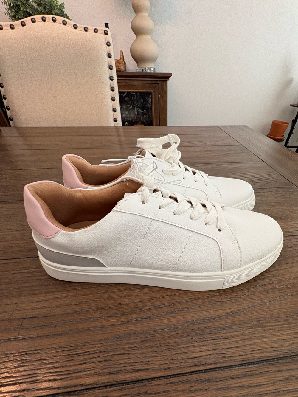 Dolce Vita Court Sneaker Anibel White Leather Low-Top Size 9 New In Box - Picture 4 of 10